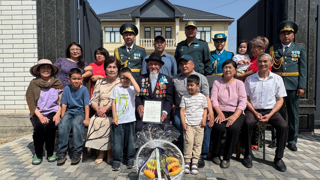 Жеңіс күні қарсаңында майдангерлерге құрмет көрсетілді