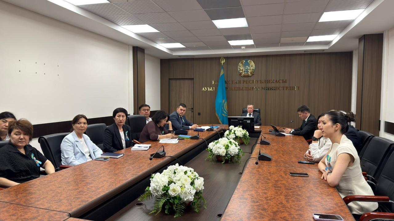 Комитетте мемлекеттік қызметшілер арасындағы кәсіби әдеп және құмар ойындарға тәуелділіктің алдын алу мәселелері талқыланды
