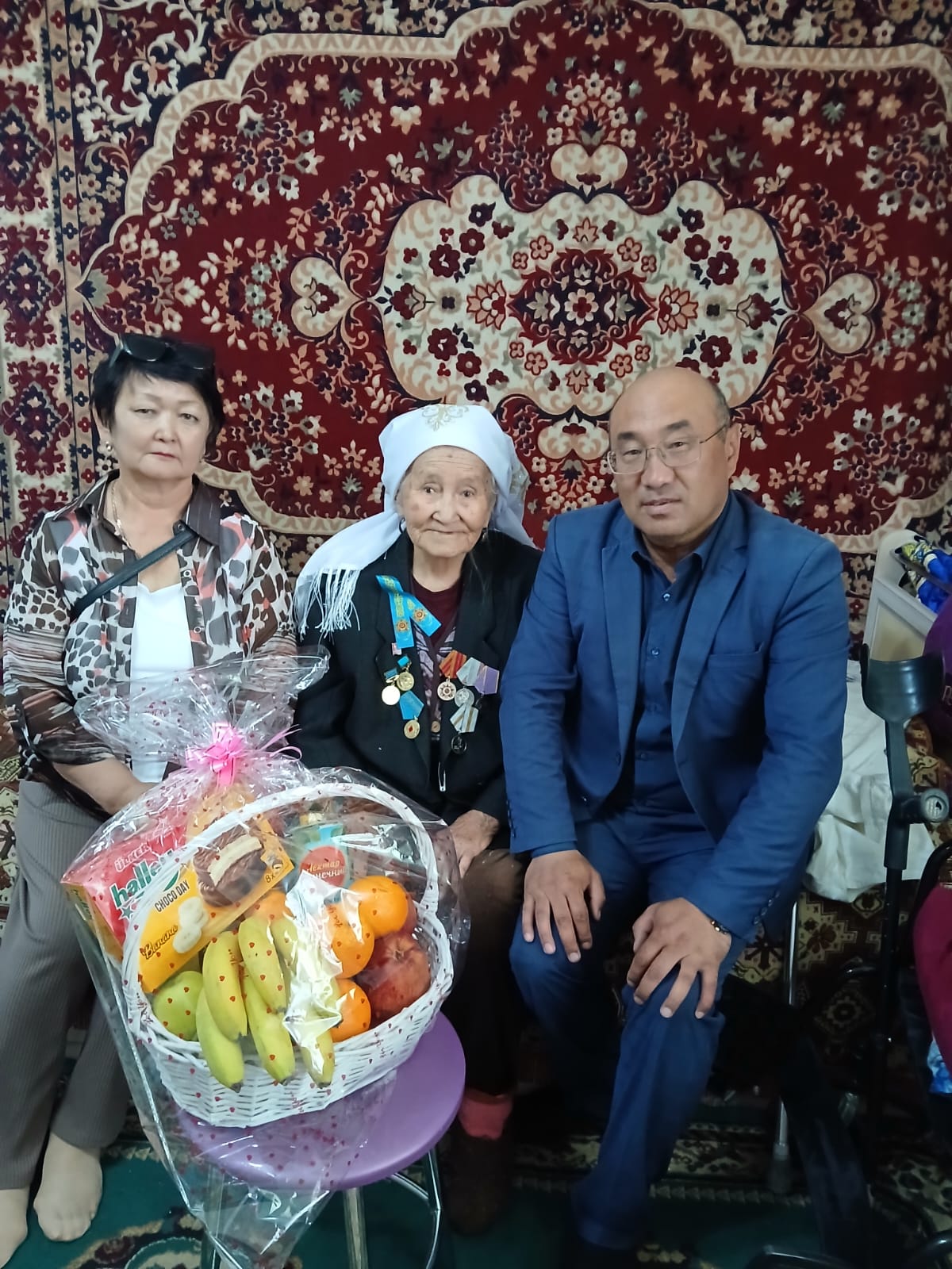 Тыл ардагерлерін құттықтау