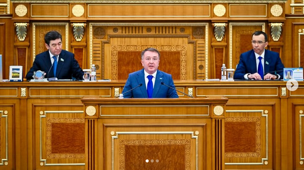 Әділет министрі Мәжілісте «Президенті туралы» конституцялық заң жобасын таныстырды