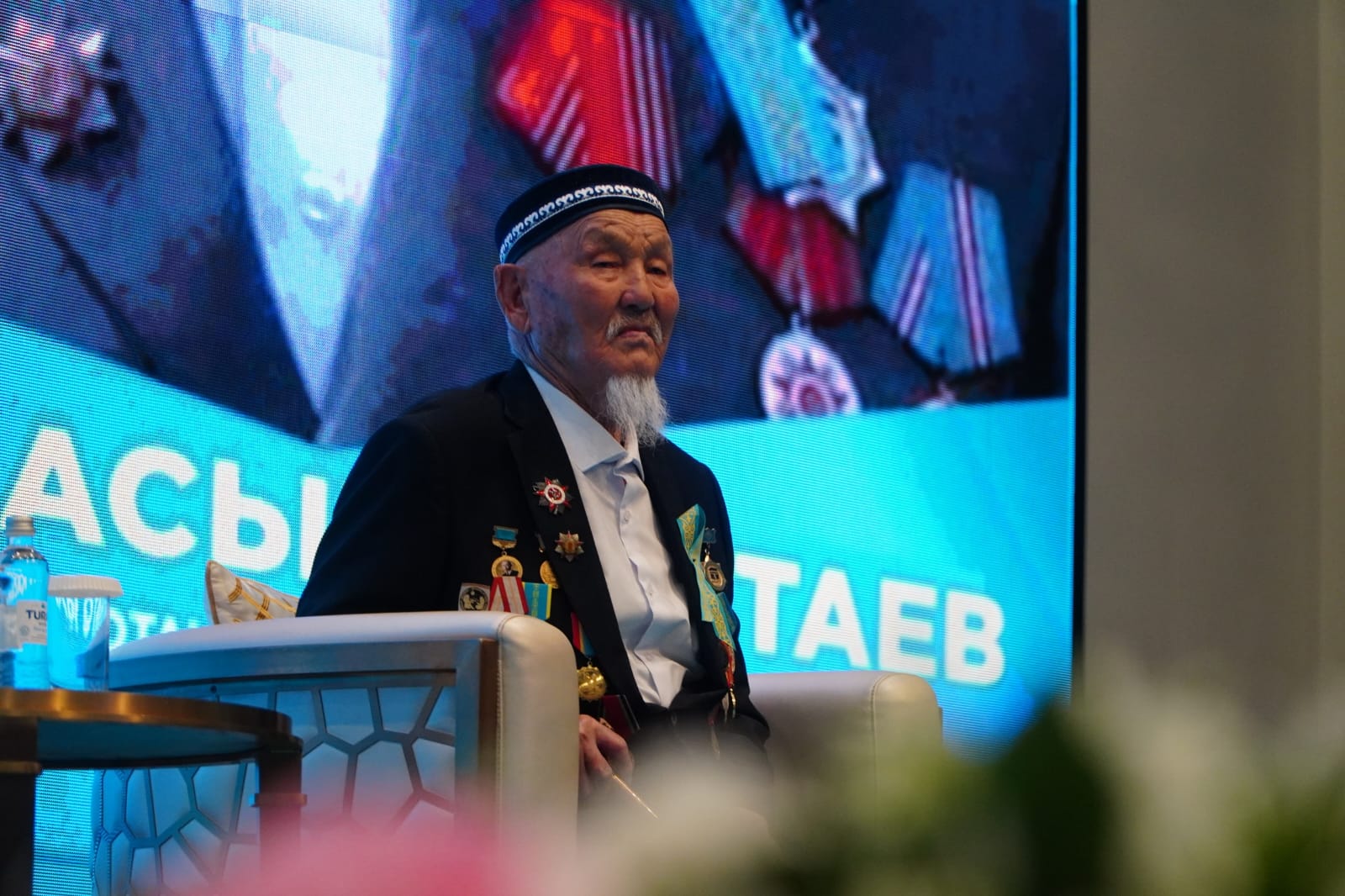 Қосшы қаласында ҰОС ардагеріне құрмет көрсетілді