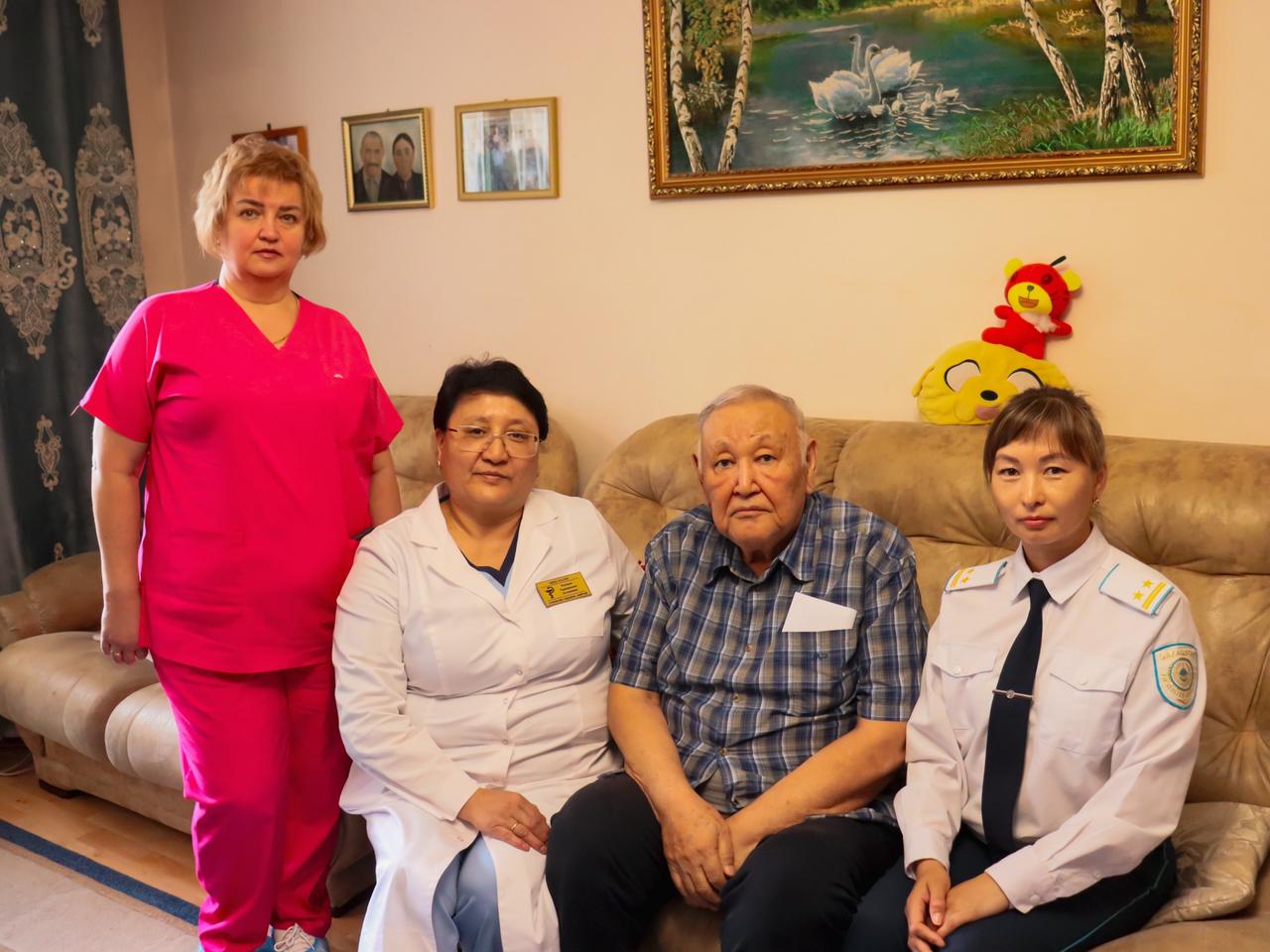 Бейбіт күн үшін алғыс: ардагерлерге көрсетілген құрмет