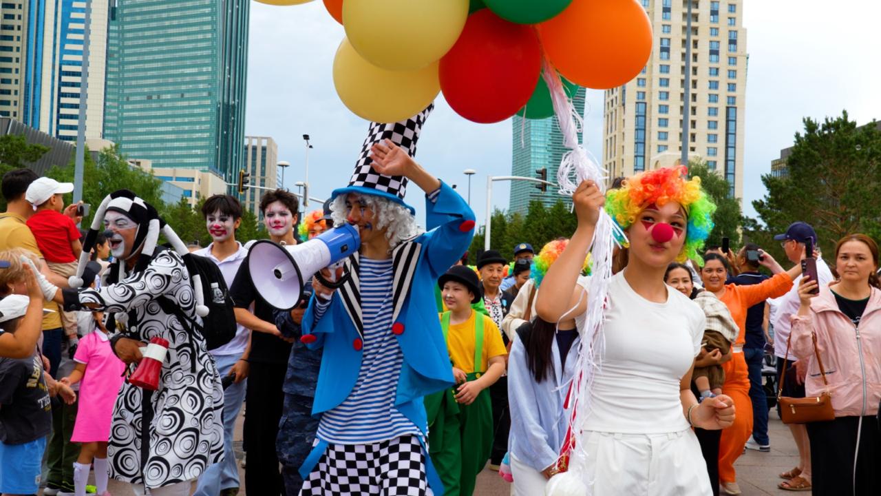 В Астане прошел Международный фестиваль клоунов