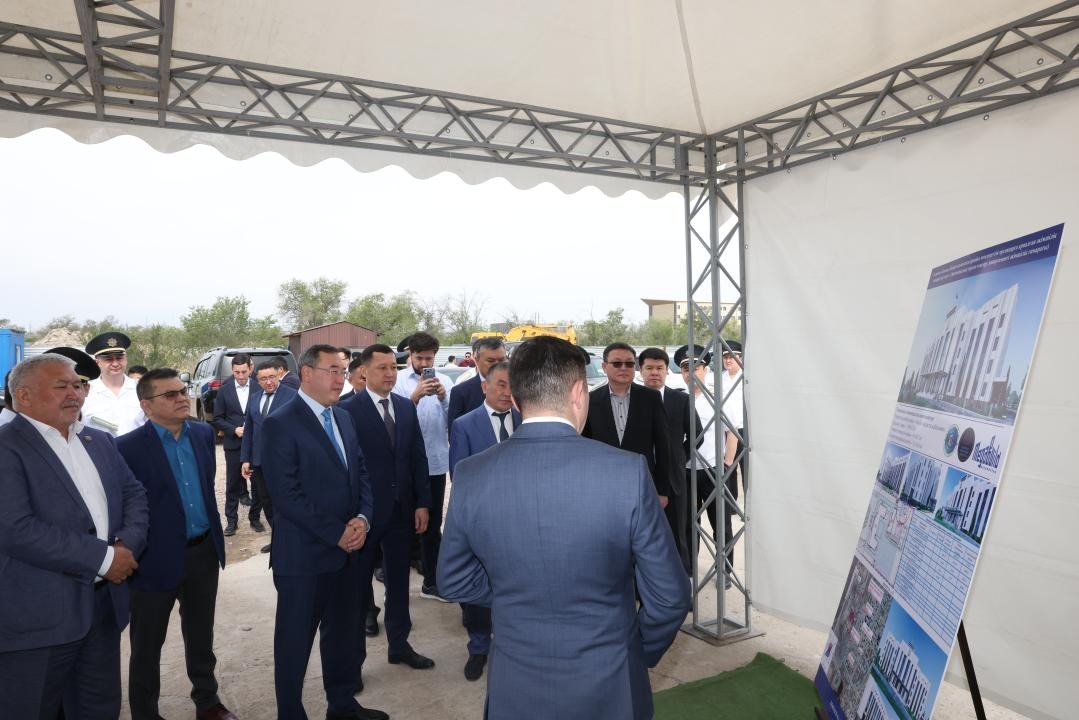 Марат Султангазиев принял участие в закладке капсулы времени в областном центре